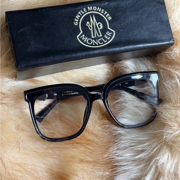 GENTLE MONSTER Accessories - Gentle Monster x Moncler Swipe 4 01 black square sunglasses eyeglasses New case